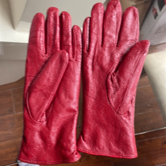 Red leather gloves lined size 8.5/m/l - Picture 5 of 5